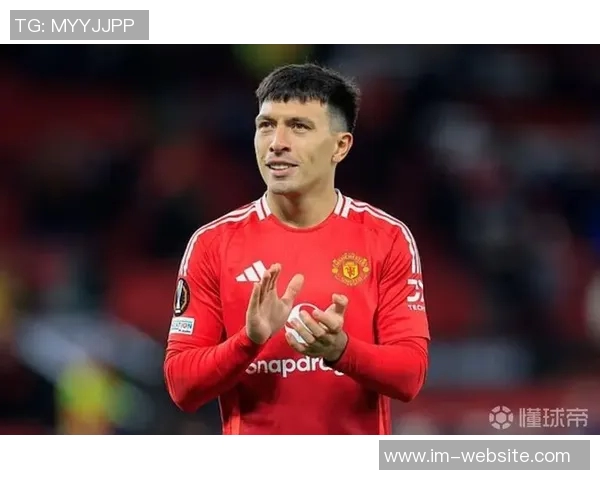 曼联球员因卡灵顿基地翻修后训练时间延长享受更优质的训练环境