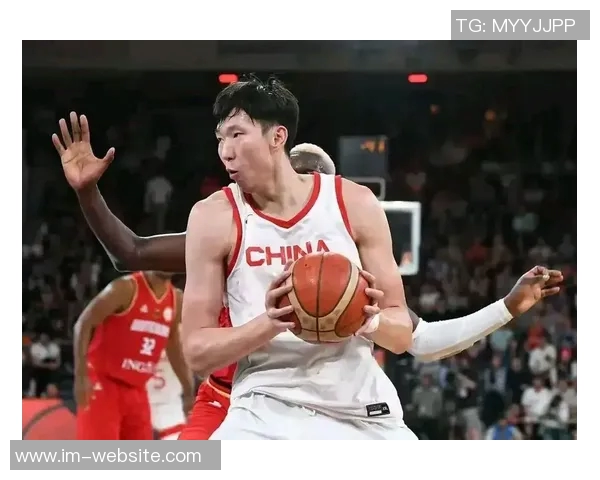 周琦因腰部反应强烈或将缺席对阵新疆的比赛 周琦因腰部反应强烈或将缺席对阵新疆的比赛