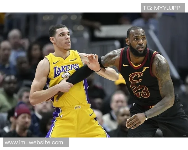 沃西赞狄龙如乔丹与科比般出色身体优势助力投篮空间创造