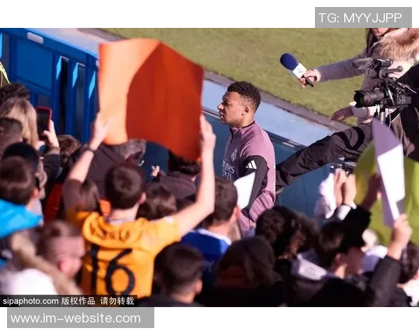 卡瓦哈尔有望复出参加西超杯贝蒂斯战役仍缺正印右后卫