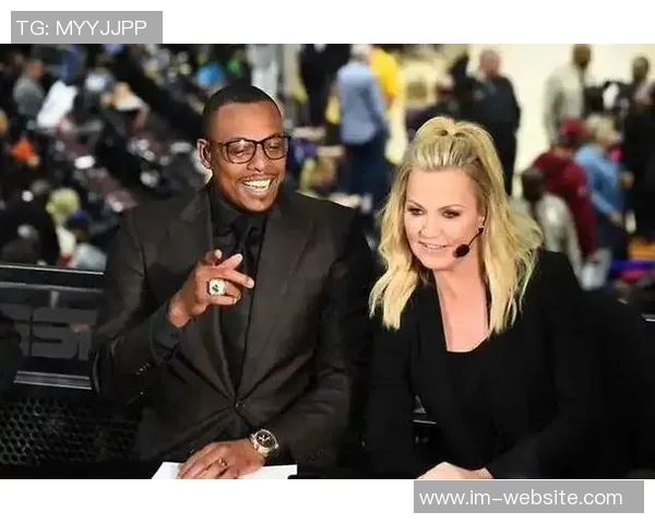 皮尔斯谈个人观点女主持回应信任问题引发热议