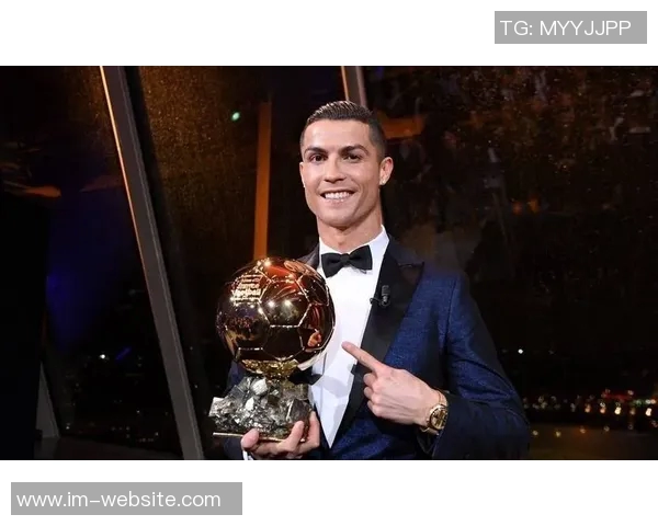 C罗荣获葡萄牙环球声望奖赞扬其辉煌职业生涯成就