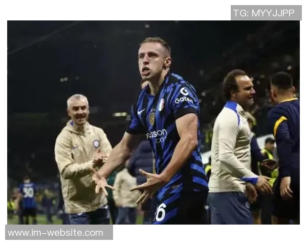 国米标价超3000万欧尤文费内巴切争夺弗拉泰西